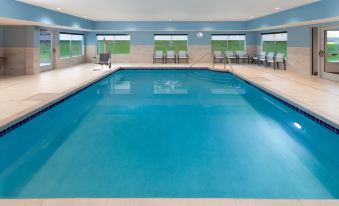 Holiday Inn Express & Suites Reedsburg – Dells Area