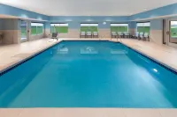 Holiday Inn Express & Suites REEDSBURG – DELLS AREA by IHG Hotels in Sauk County