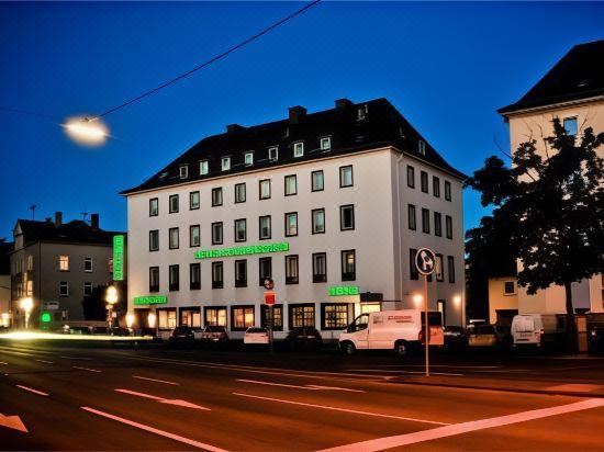 hotel overview picture