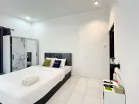 Urbanview Hotel Trunojoyo Banyuwangi by RedDoorz Các khách sạn ở Banyuwangi Sub-District