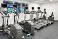 Holiday Inn Express & Suites Port Washington by IHG - Gym