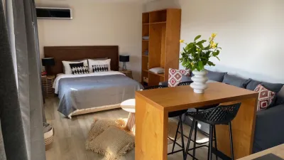 Cactus Suberb Suite With Private Pool Отели в г. 