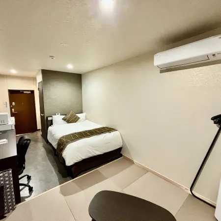 Business Hotel Shirasagi