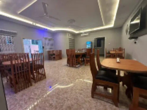 Senalli Hotel