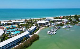 Tween Waters Island Resort & Spa