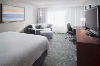 Country Inn & Suites by Radisson, Columbus-Edinburgh Hotel dekat Bartholomew County Library