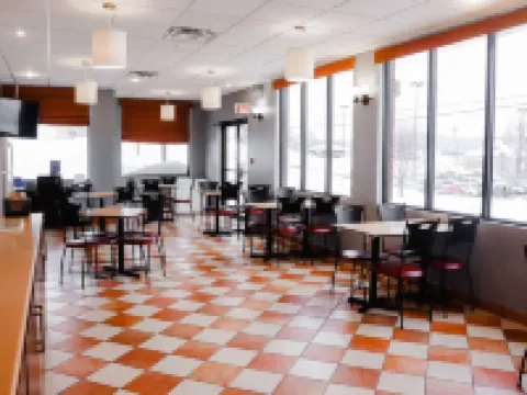 Super 8 by Wyndham Campbellton NB Hotels in Restigouche County