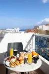 Atheras - Breakfast