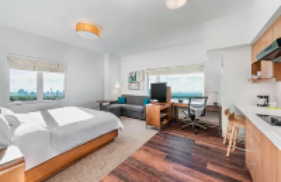 卡爾加里國際機場源宿飯店