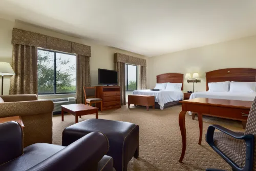 햄프턴 인 & 스위트 파르