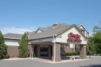 Hampton Inn & Suites Kansas City-Merriam - 2-Star