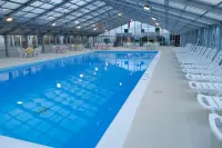 DoubleTree by Hilton Hotel Libertyville - Mundelein - Pools