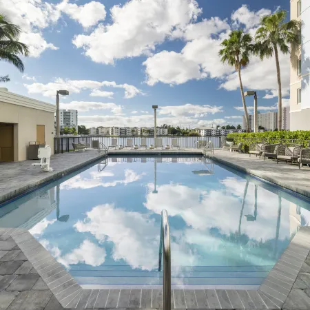 Homewood Suites by Hilton Miami - Airport/Blue Lagoon