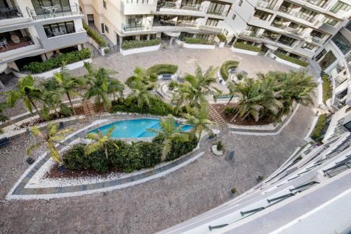 Hotel Lovely Studio Apt in the Heart of St Julians, Leisure & Recreation, Outdoor Swimming Pool