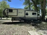 Fifth wheel rental old west area near philmont
