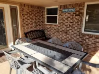 Choosy Chisholm Charm