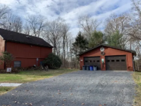 East Cavalry Red House<br>3 bedrooms 3 full baths sleeps up to 12 Hotels in Straban Township