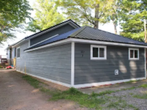 Lake Metonga Cabin Hotels in Forest County