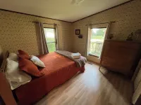 Magician Lake Retreat!  Renovated and a Block Away from Magician Lake!