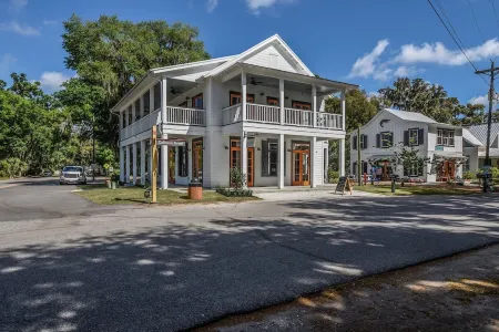 Old Town Bluffton 1 bedroom 1 bath apartment