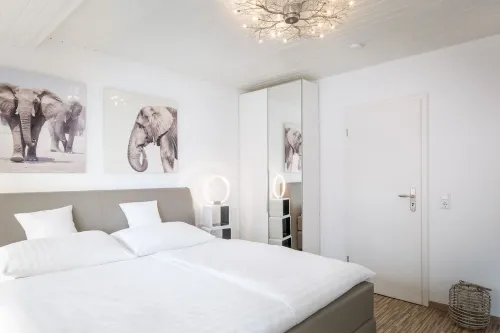 3-room apartment directly on the lake promenade