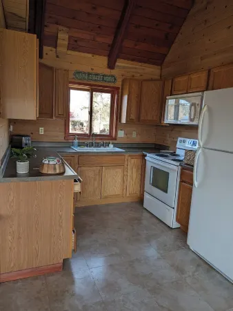 Red Bluffs Lodge Upper Unit, located on the River, minutes from Devils Tower!