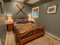 White Mountains Waterfront Chalet w/ Private Beach