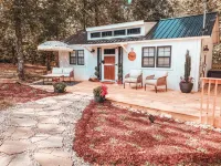 Whistling Acres Villa 2, Luxury 1BR Near TN River Hotels in Camden