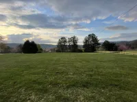 Afton Farmhouse - Mountain Views off Route 151