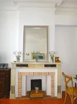 Summer Special Sale! Clean, Bright Character Apt. in the Heart of Pezenas