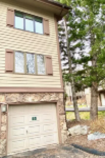 Teewinot B5: Top Floor 2BR/2BA Condo -- Fully Remodeled