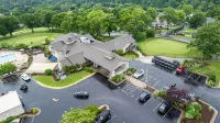 Awesome Newly Updated in Gated PT Royale. 1ST FL  2 Br 2 BA Condo. Golf Discount - 4-Star