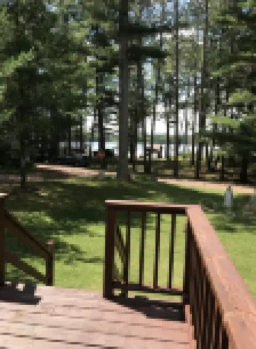 3 Bedroom Cottage with Lake Views