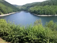 Quiet Non smoking apartment (approx 80sqm Located right on the edge.