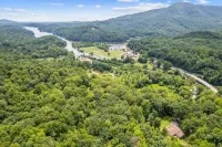 Hot Tub, King Beds, Amazing Location! Hotels in Lake Lure