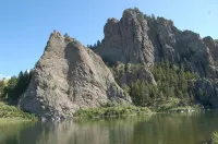 Freshly Remodeled 2 Bedroom, Full Kitchen, living Room Suite, in Cascade unit #3