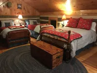 Sleepy Creek-Antique Log Cabin/4 Acre/Bold Stream/Near Boone and BR Pkwy/Firepit