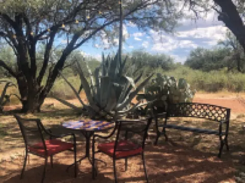 Ranchito Paraiso: Artsy Farm Stay in the Desert Hotels in Benson