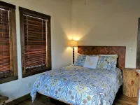 Las Palmas Tree Haus - Cloud Lane - 4-Star