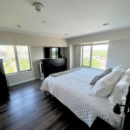 2B-2B centrally located in Omaha with skyline balcony views.