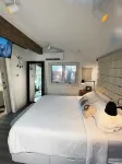 Luxury Tiny Home In Niantic