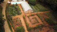 Deerpath Cottage-30 Acres with Indoor Pool, Farm, Kayaking, Trails, by Beach!