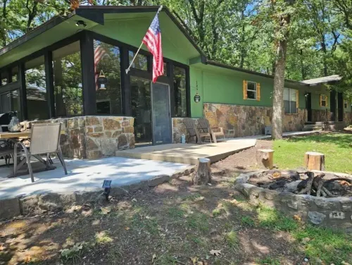 Spohn-taneous Retreat 格羅夫住宿飯店