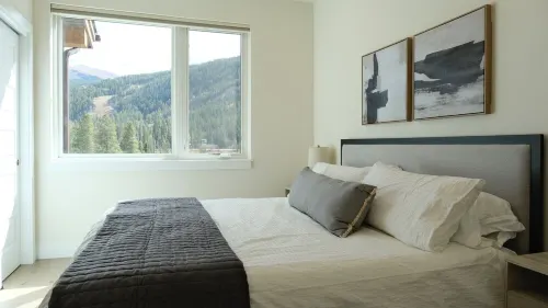 NEW! Luxury Keystone Condo with Mountain Views