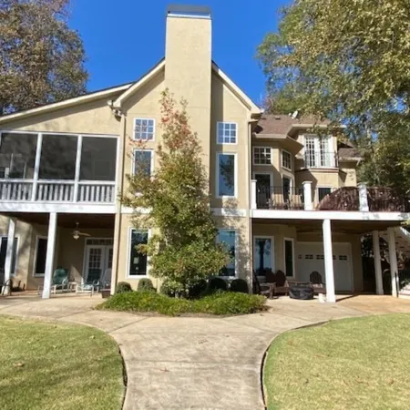 Luxury Lakehouse on Lake Oconee!
