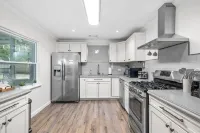 Cozy retreat in the heart of Florida Springs Country Hotels in Alachua