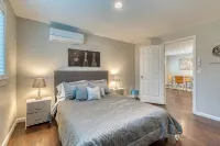 » WOW! Dazzling Townhouse Duplex « AC & Fast WIFI Hotels near Museum of Flight Restoration Center & Reserve Collection