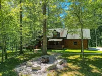 Treehouse Lodge: Luxury Log Cabin Retreat in Hocking Hills