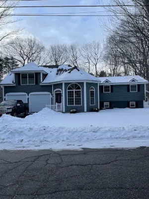 4Bed w/Heated Pool, mins to Beach & Gunstock Mtn Hotels near Ahern State Park