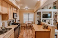 Bay Lights waterfront loft located in old town